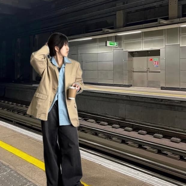 베이지 코튼 블레이저 재킷