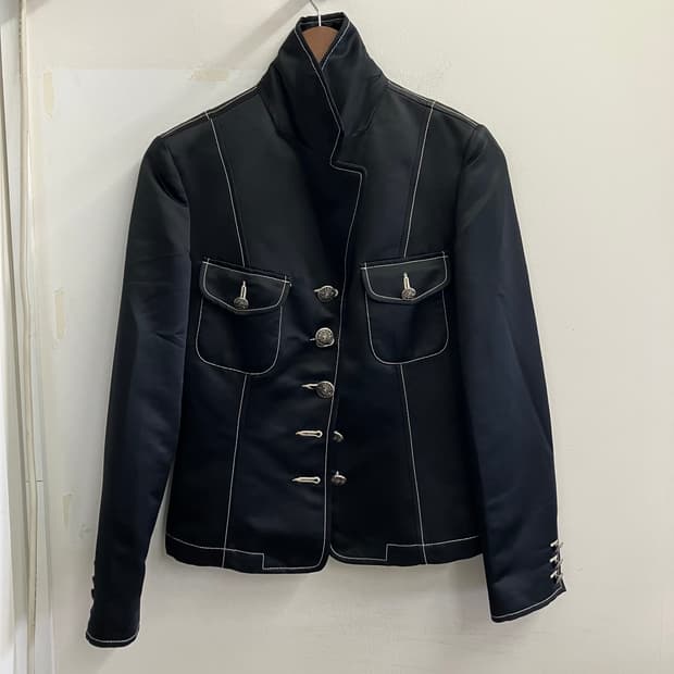 N319 모스키노 디테일 절개 스티치 자켓