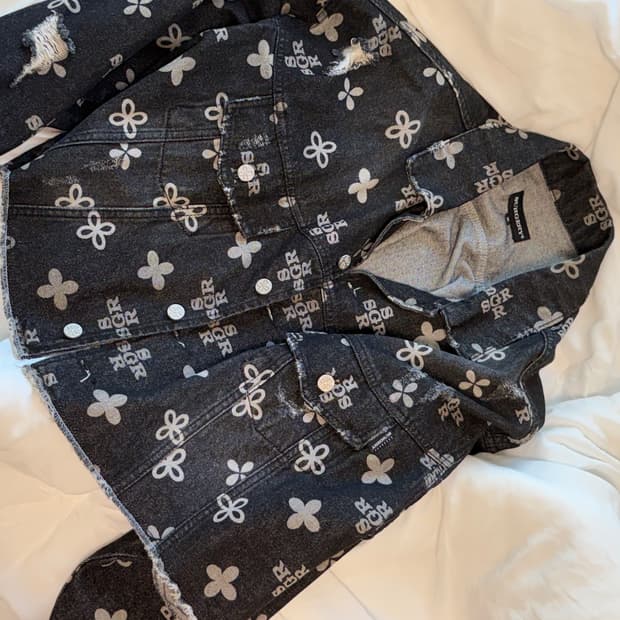 써저리 모노그램 데님 자켓