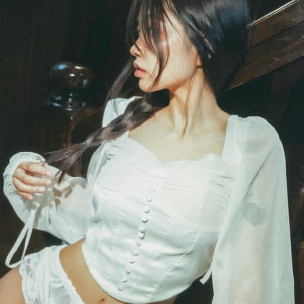 스윔시티 블라우스