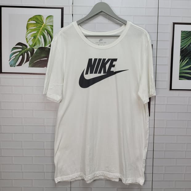Nike 나이키 반팔 티셔츠 화이트 XL 사이즈