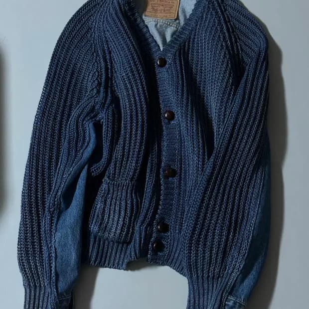 Bless x cristaseya 가디건 