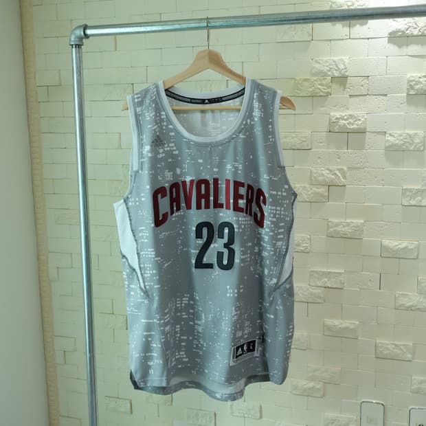 아디다스 NBA 클리블랜드 캐벌리어스 라이츠 스윙맨 저지