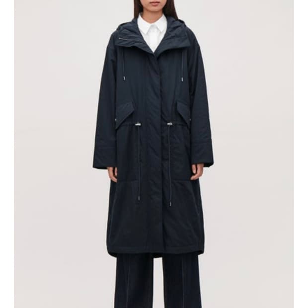 코스 COS PADDED HOODED PARKA