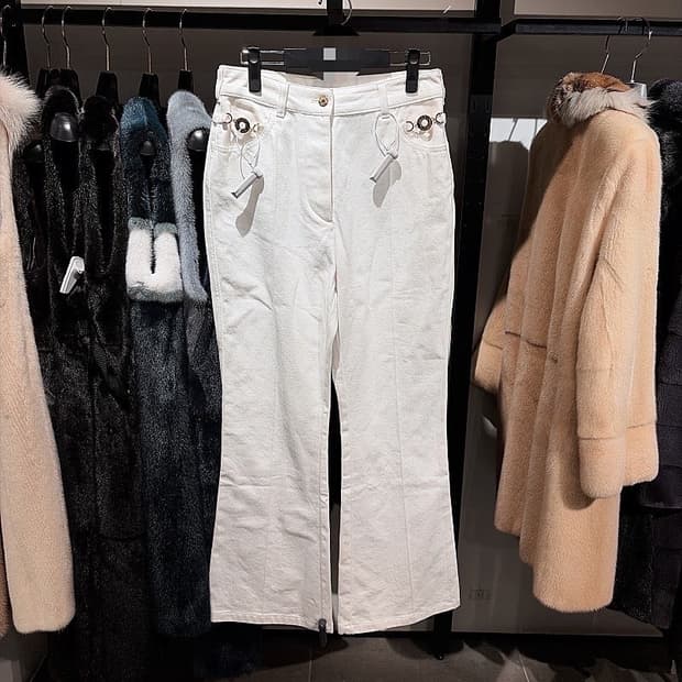 (정품/새상품) 파투 여성 화이트 플레어 데님 트라우저 팬츠