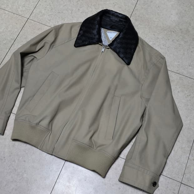 보테가베네타 카라 레더 자켓 48