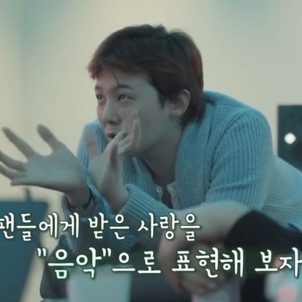 톰포드 맥퀸 가디건 판매 합니다.