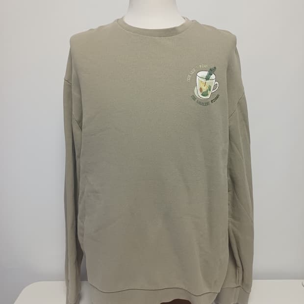 [XXL/110] epigram 에피그램 '솔잎차이야기' 로컬 자수맨투맨