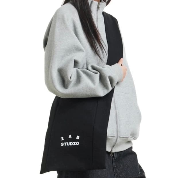 아이앱 몽크백 블랙 L