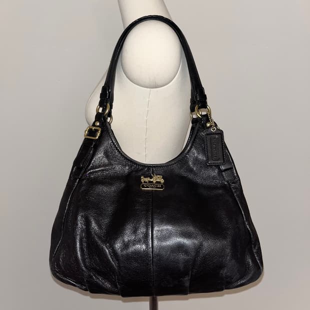 📦Coach leather shoulder bag