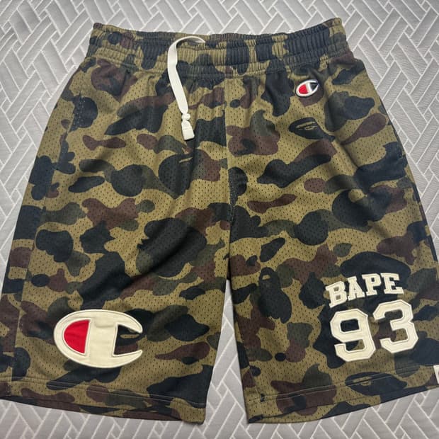 베이프 챔피온 콜라보 메쉬 반바지