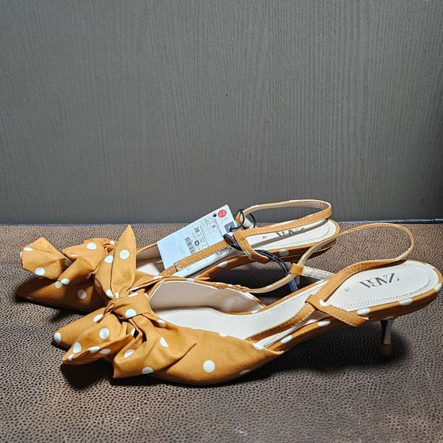 자라 옐로우 도트 리본 슬링백 힐 (38) 새상품
