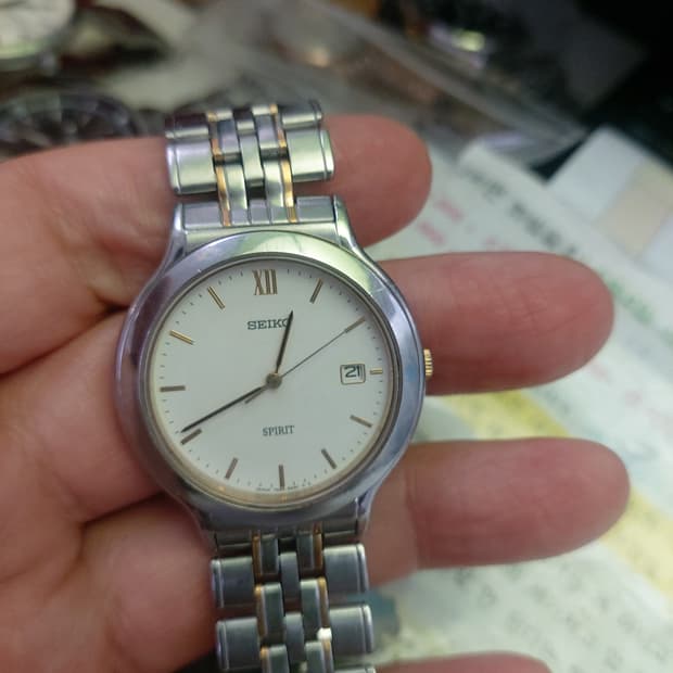 세이코 스피릿 콤비 시계