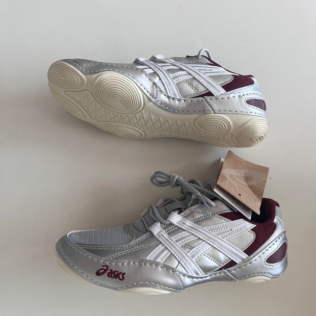 아식스 하이퍼싱크 그레이 퓨어 실버