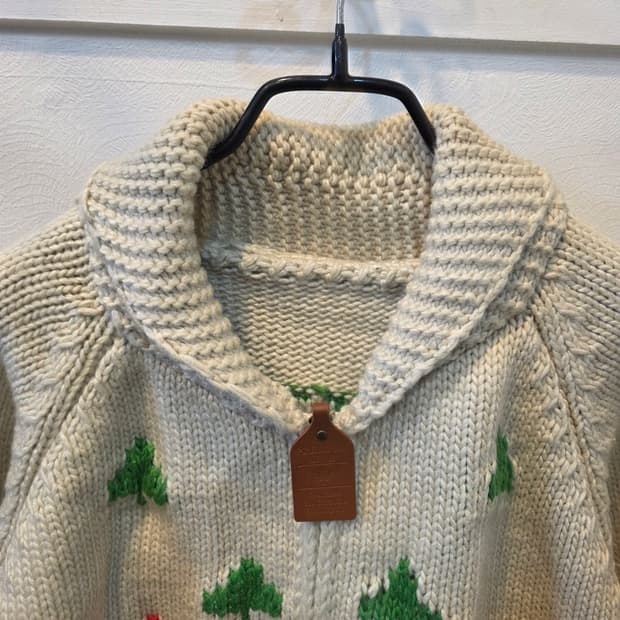 코위찬스타일 패턴 니트 가디건