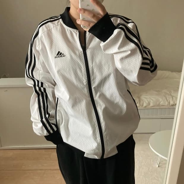 아디다스 져지 M 팔아요