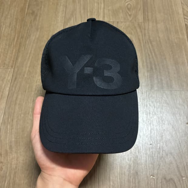 Y-3 요지 야마모토 메쉬캡 블랙