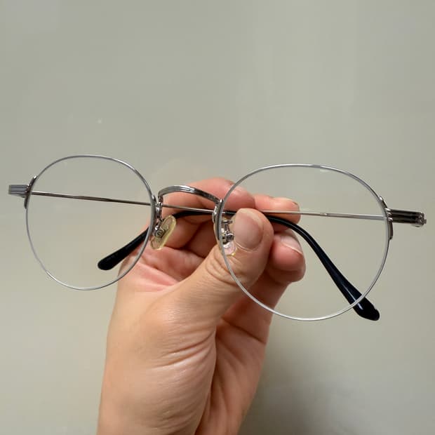 젠틀몬스터 소닉워커 안경 (난시 안경)