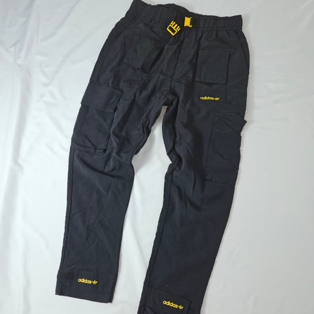 아디다스 오리지널 카고 테크팬츠 벨트 고프코어 M