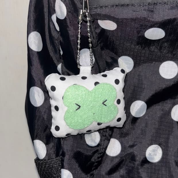 행운! 네잎클로버 쿠션 키링 (핸드메이드)