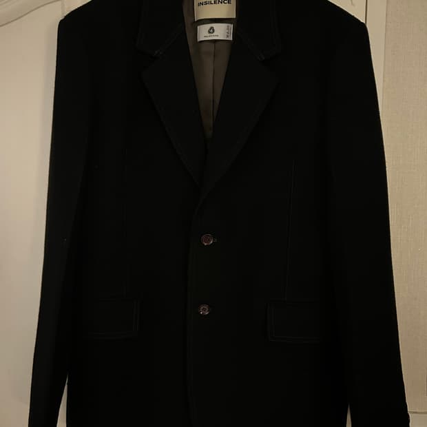 인사일런스 울 블레이져 블랙