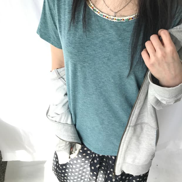 블루 비즈 티셔츠