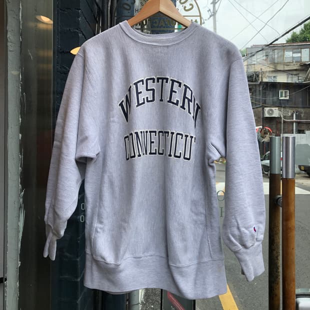 90s Champion Reverse Weave Sweatshirt