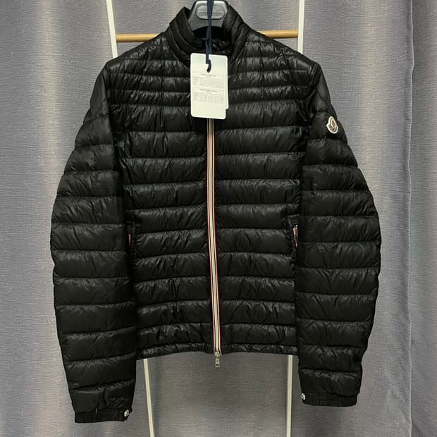 4사이즈 몽클레어 다니엘 경량패딩 (백화점판)