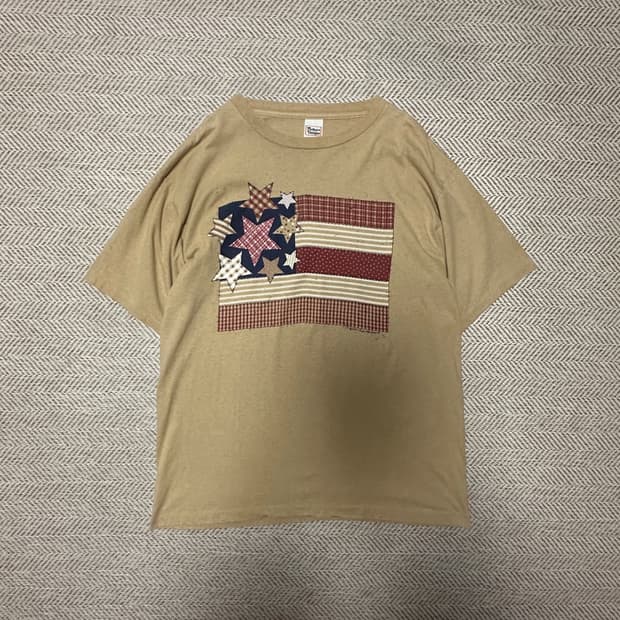 MELHART DESIGNS 90's usa vintage t-shirt