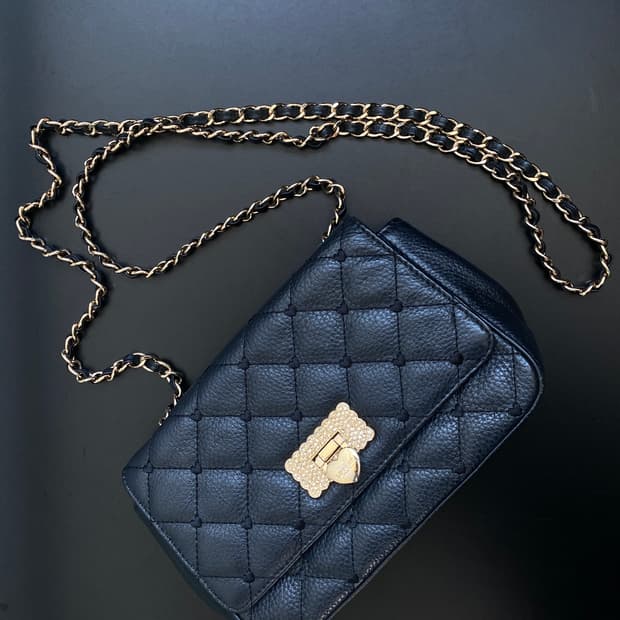 러브캣 블랙 퀼팅 체인백