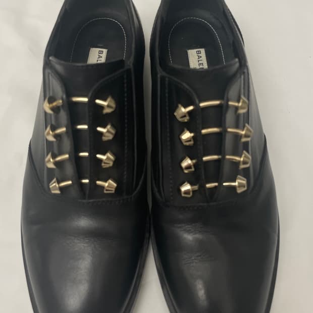 발렌시아가 구두