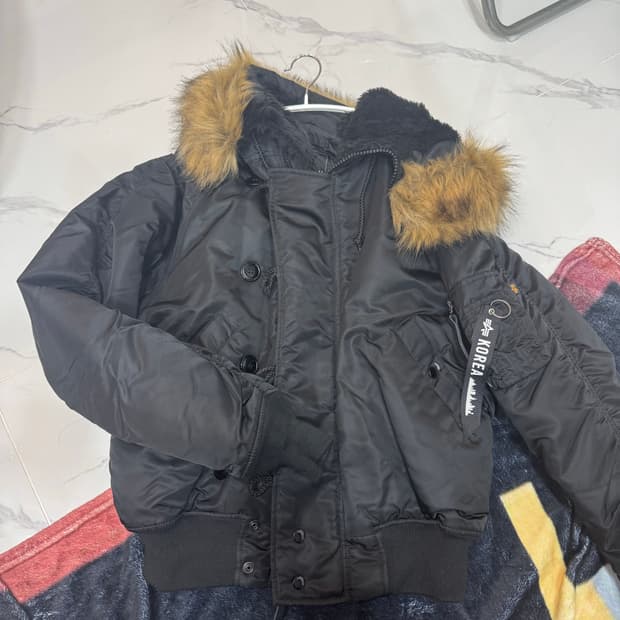 알파인더스트리 Alpha Industries N2b 검정