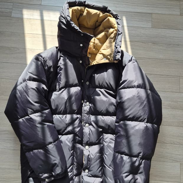 비헤비어 24fw 시에라 덕 다운 블랙/탄 2사이즈 