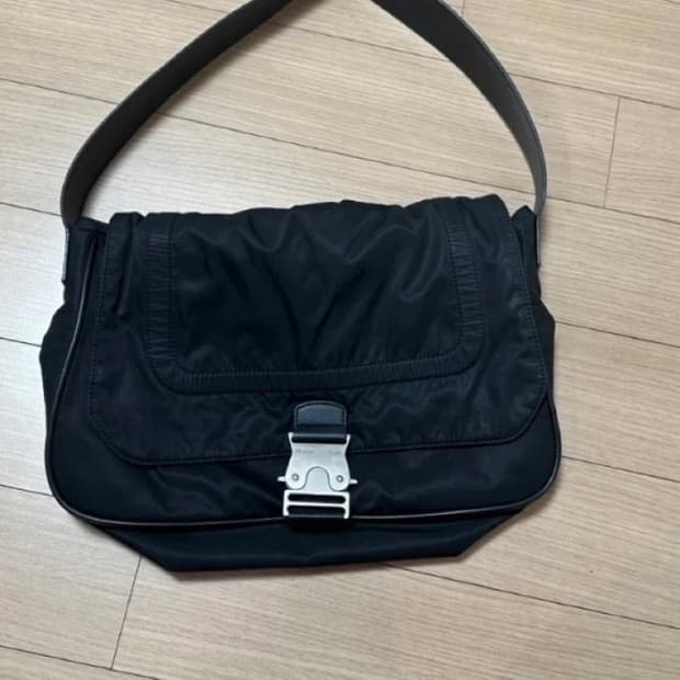 마뗑킴 버클백 블랙