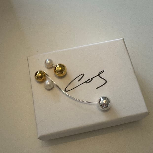코스 진주귀걸이 cos atelier pearl earrings