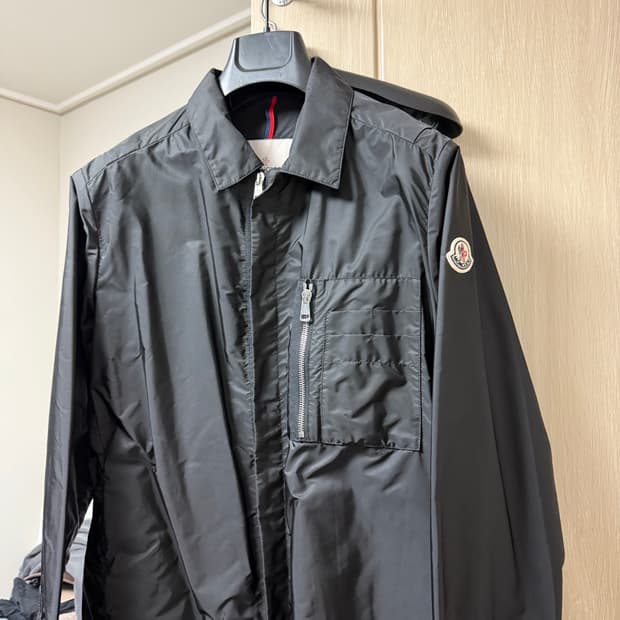몽클레어 몽클레르 자켓 바람막이 