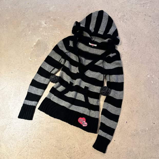 스트라이프 폼폼 후드 니트