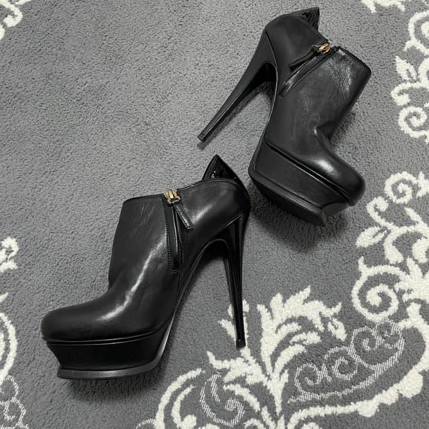 YSL Leather Pumps High-Heel