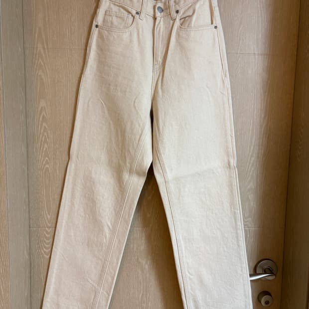 무신사스탠다드우먼 스트레이트 베이지데님