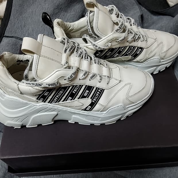필립플레인 스니커즈 40