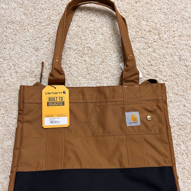 [정품/새상품] 칼하트 레거시 호라이즌탈 지퍼 토트백 - 브라운