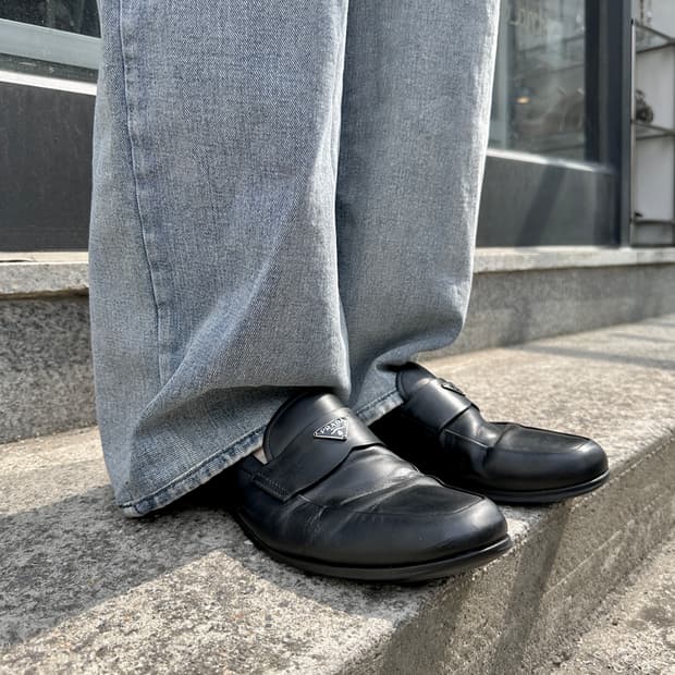 00s 빈티지 블랙 프라다 스포츠 스퀘어 토 로퍼