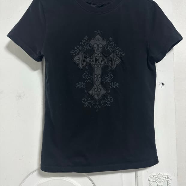 아캄 크로스 반팔티
