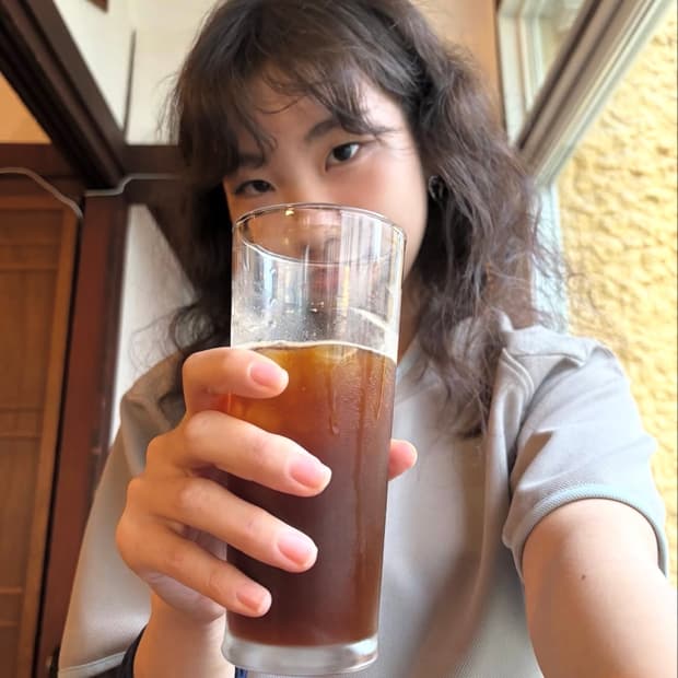 44) kiko kostadinov beige jersey t shirt