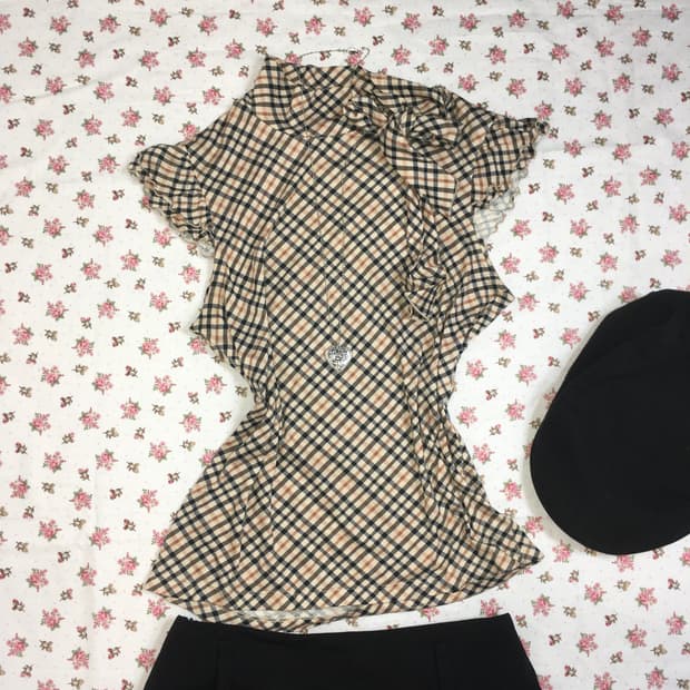Daks london ribbon pullover frill t shir
