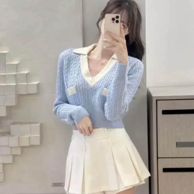 라벨르블랑 포켓 카라 로고 니트 블루