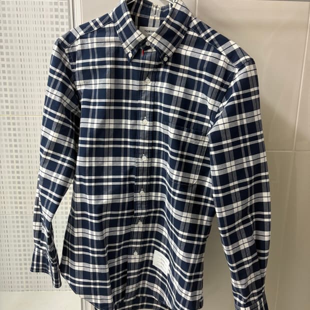 톰브라운 네이비 체크 셔츠