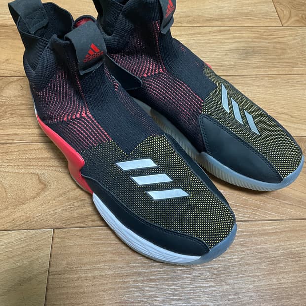 아디다스 넥스트 레벨 2020 농구화