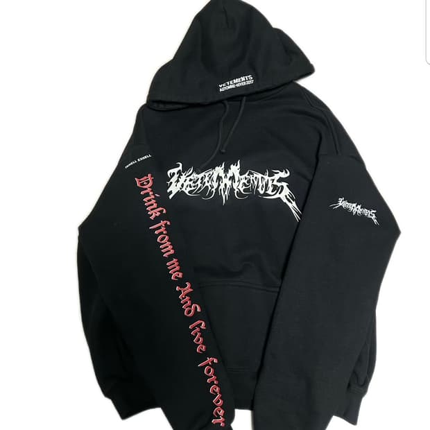 Vetements 다크니스후드