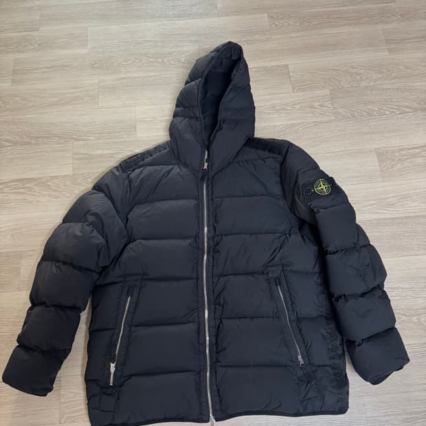 23FW XXL 블랙 스톤아일랜드 심리스 터널 패딩